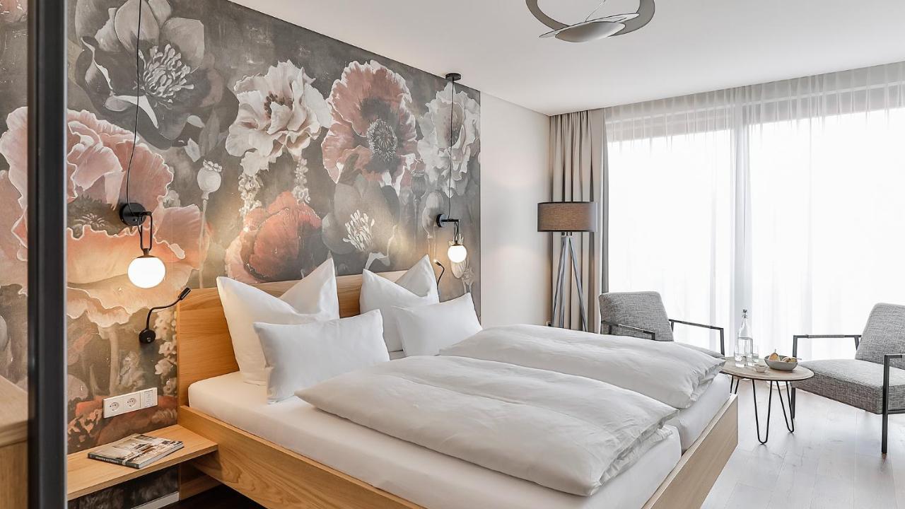 Weinhotel Fritz Walter Niederhorbach エクステリア 写真