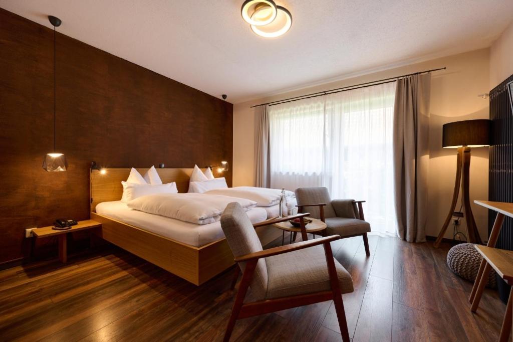Weinhotel Fritz Walter Niederhorbach エクステリア 写真